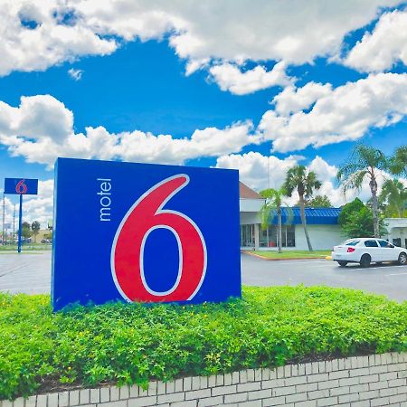 Motel 6-Starke, Fl Bagian luar foto